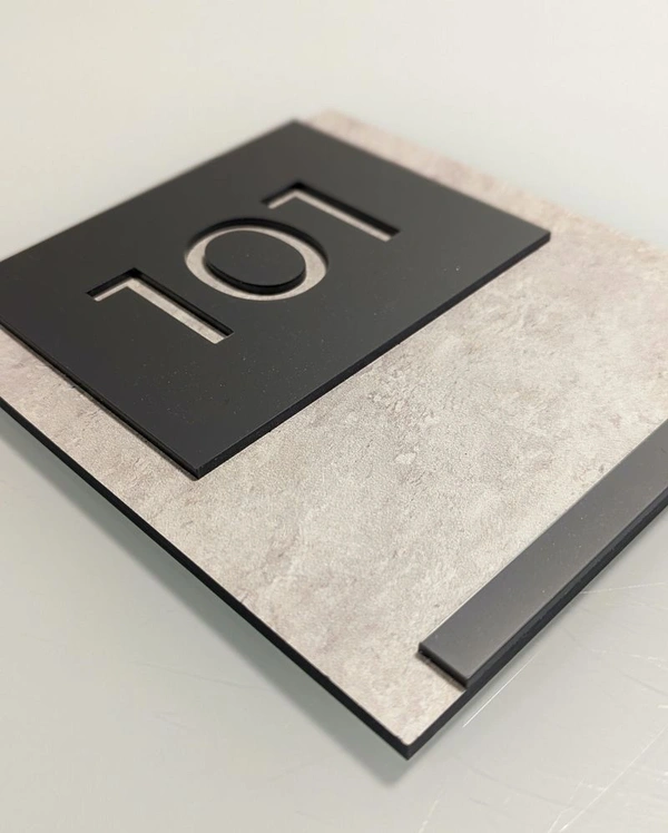  647f1033f67c0926f8af8fa6 Acrylic Sign - P - 800