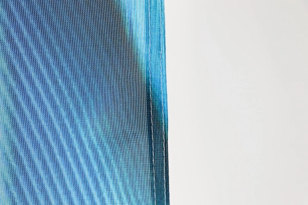  Feather Hem